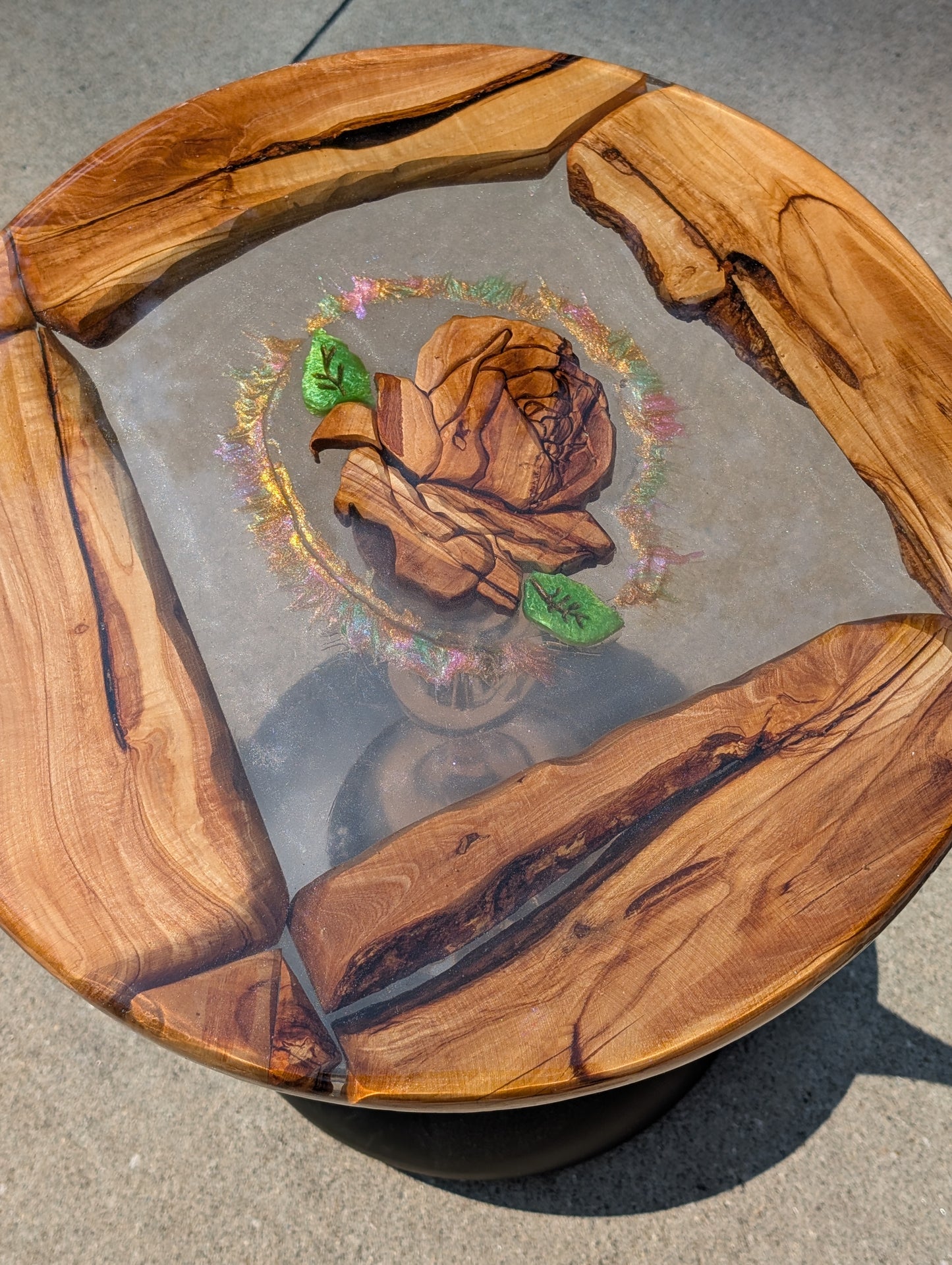 Table with a rose