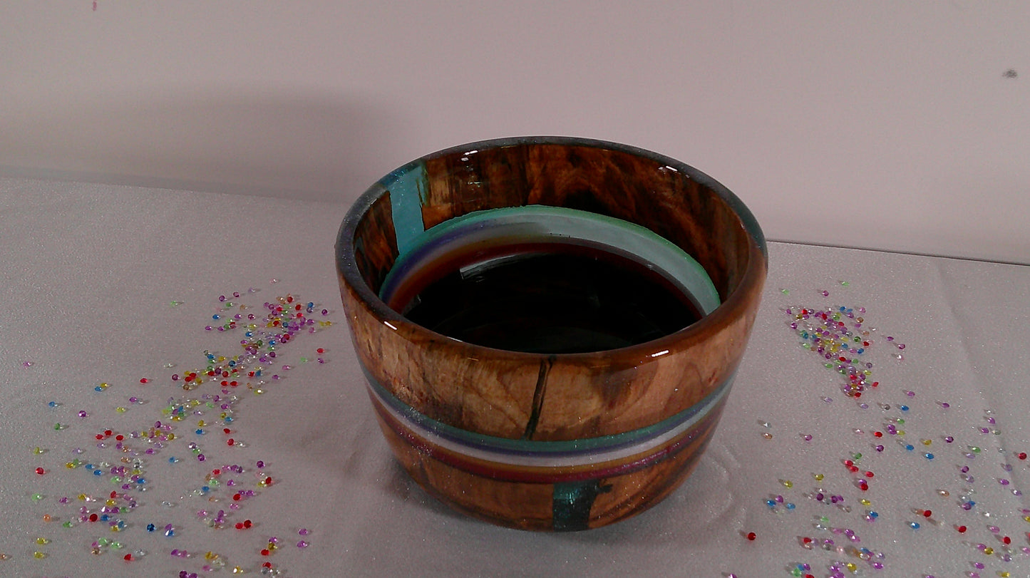 Large bowl made of epoxy and cherry wood