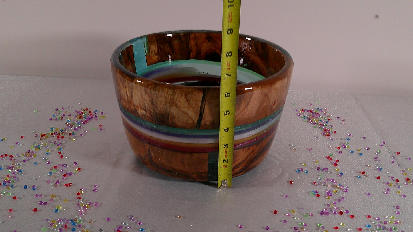 Large bowl made of epoxy and cherry wood