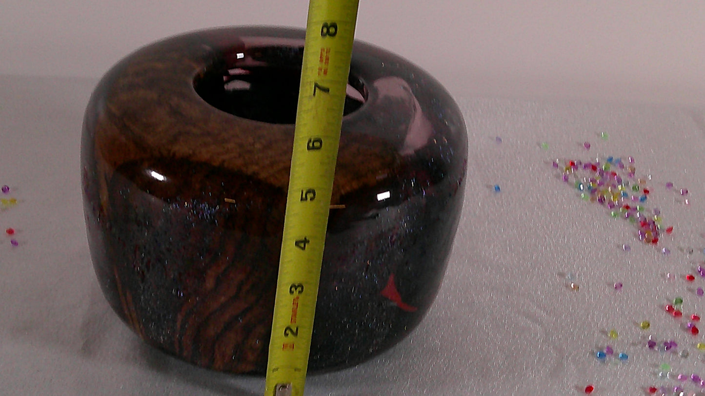 Epoxy with wood vase with real leather preserved inside