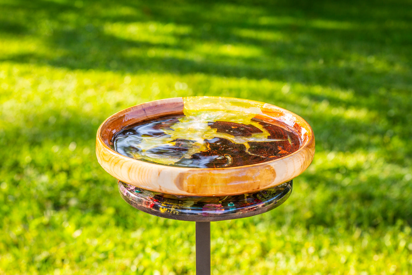 Resin plate