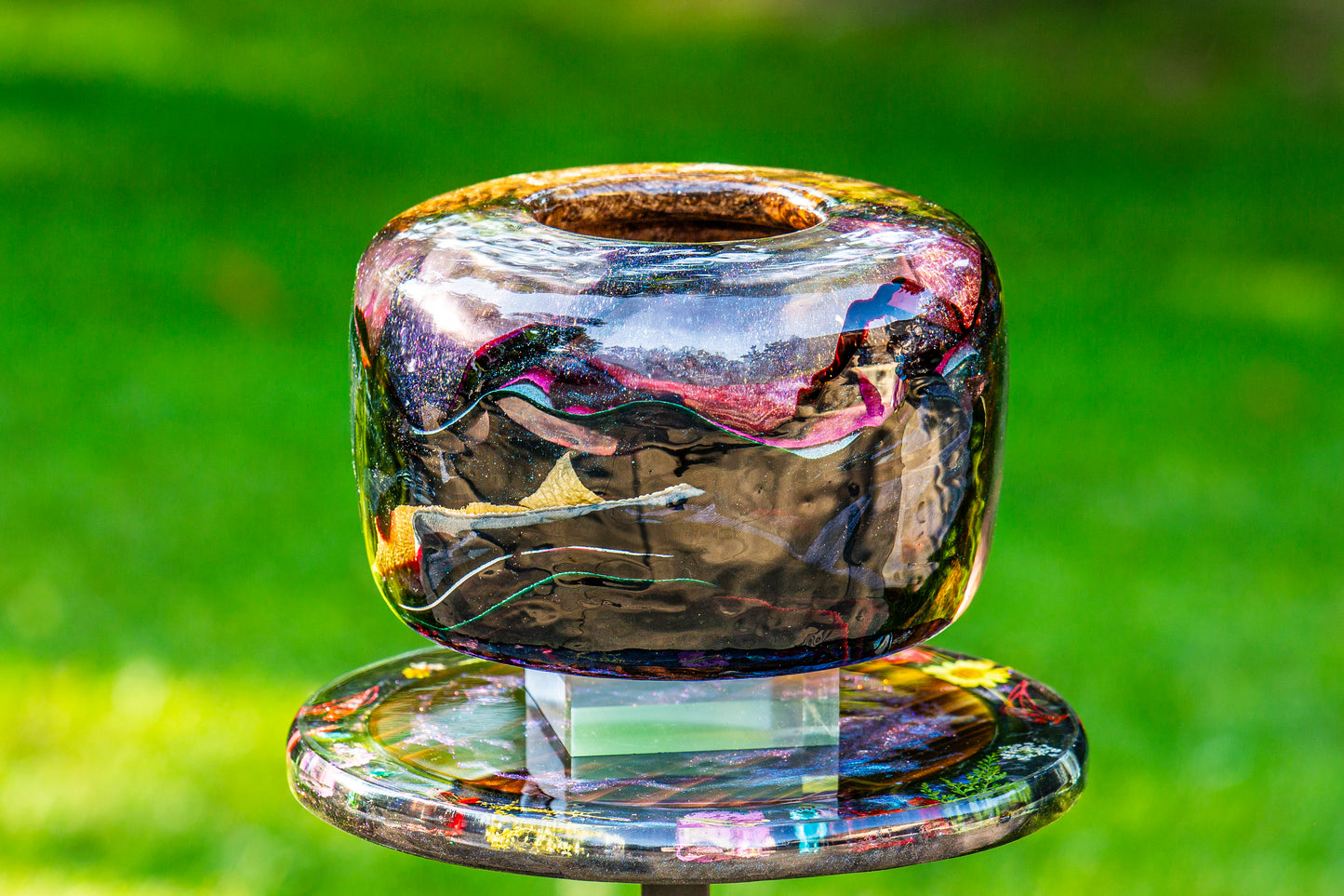 Epoxy with wood vase with real leather preserved inside