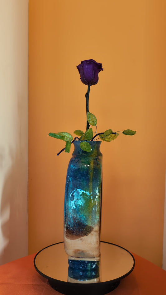Cherry vase with real preserved roses