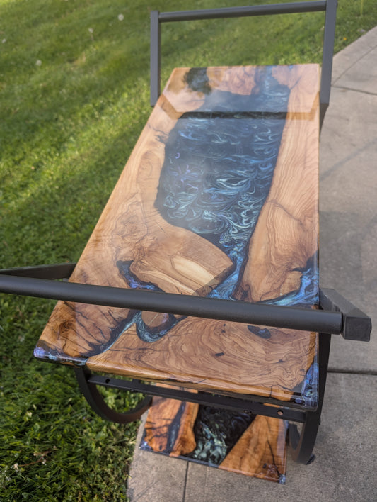 Bar card, olive wood and epoxy