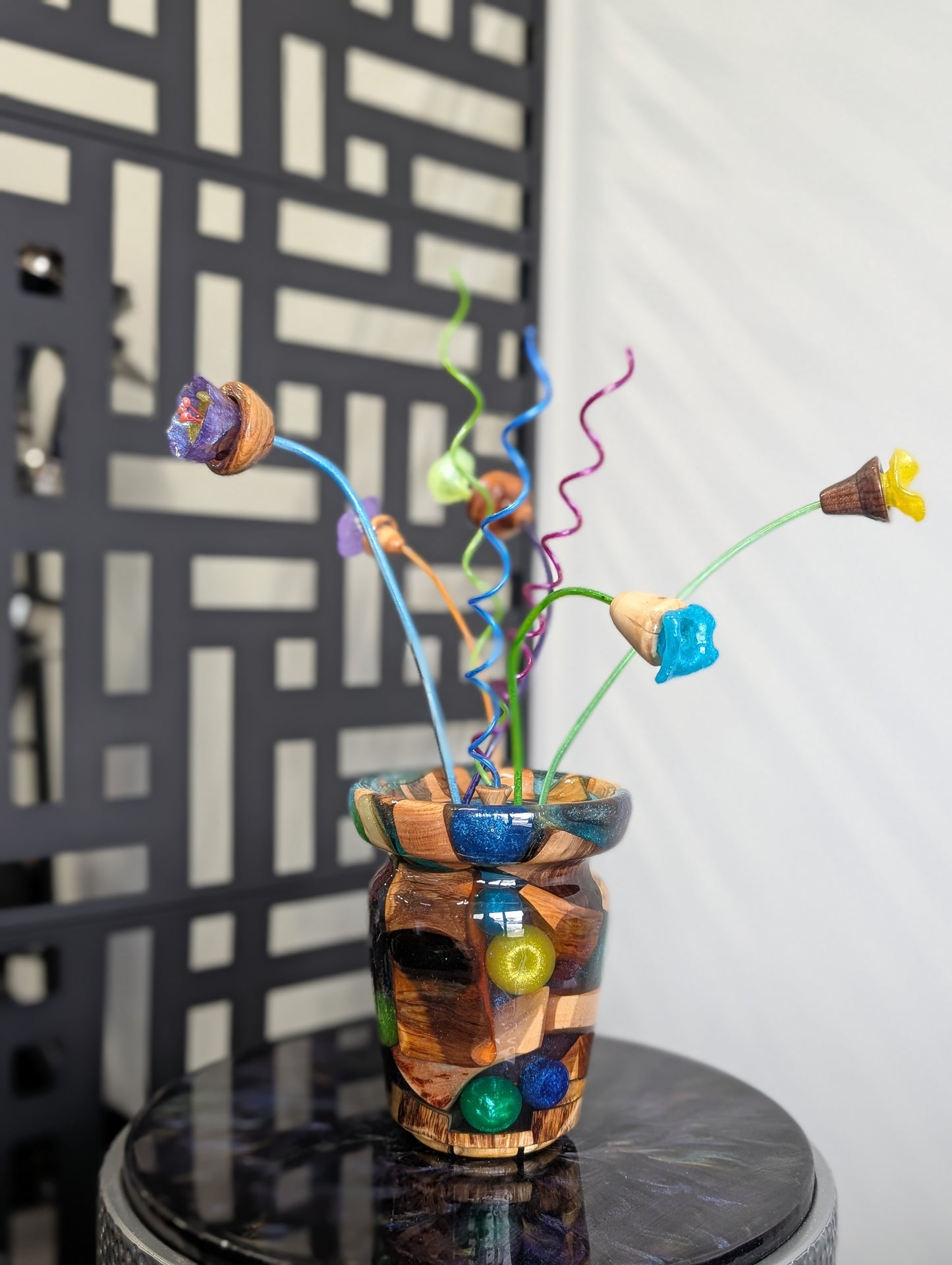 Epoxy vase with wood and epoxy flowers