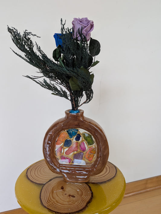 Cherry vase with real preserved roses