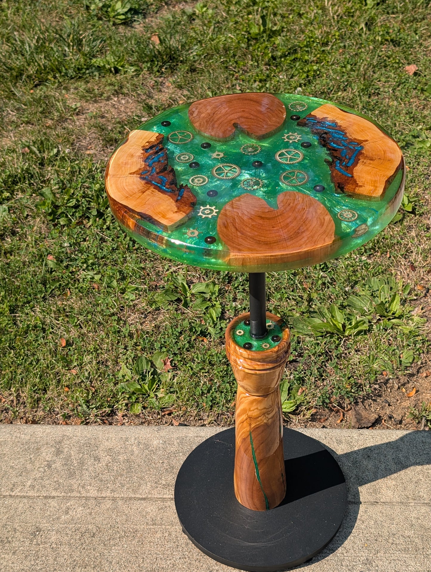 Epoxy and wood cogwheel table, end table