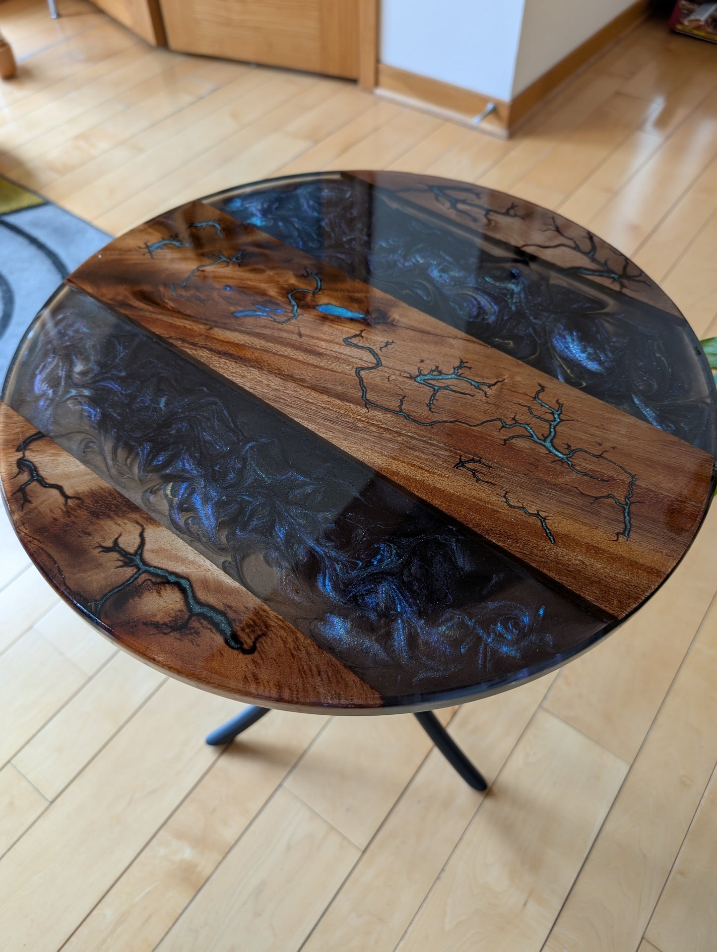 End table