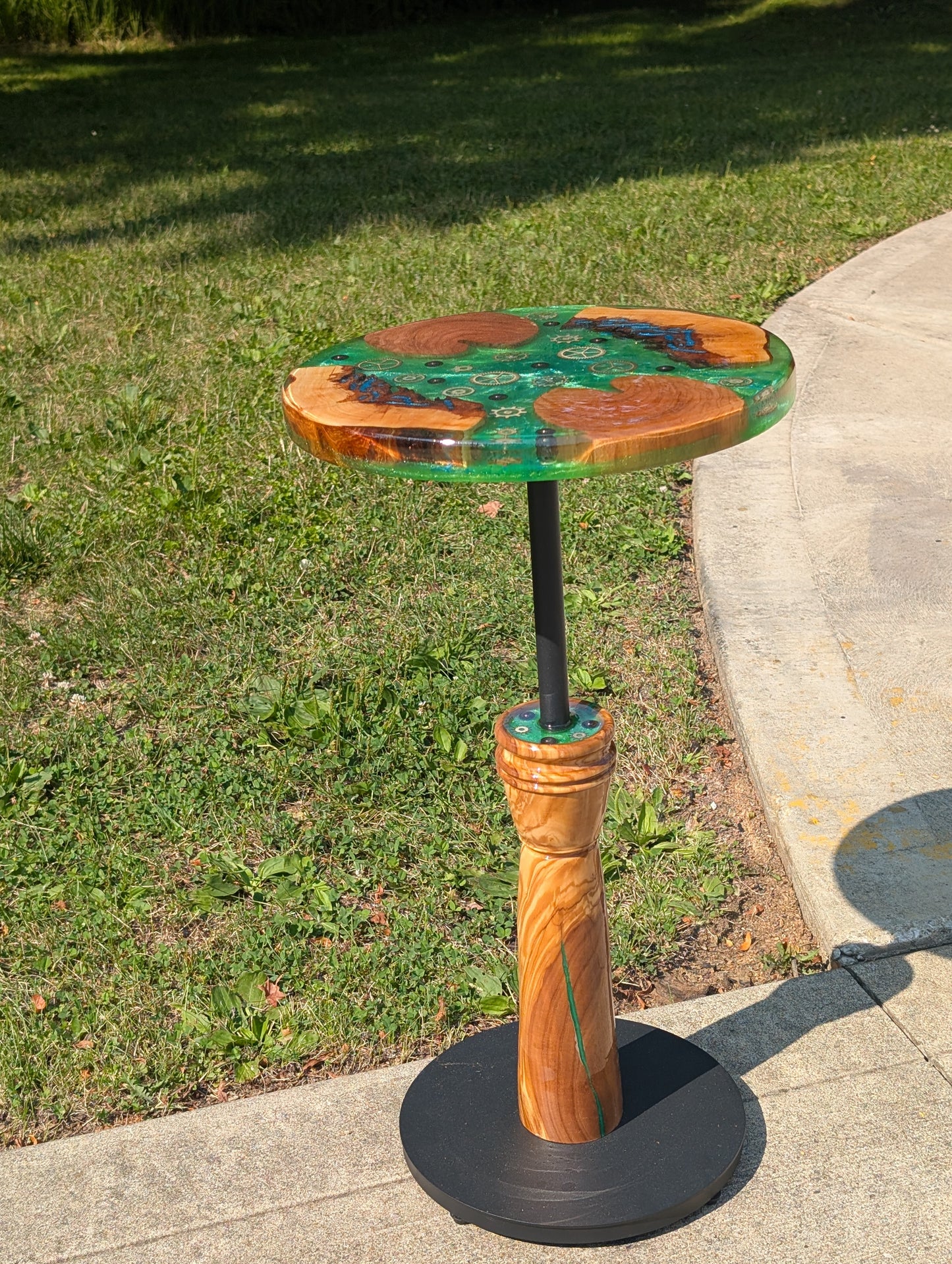 Epoxy and wood cogwheel table, end table